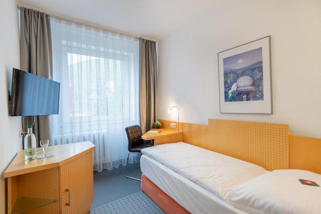 Achat Hotel Suhl Esterno foto