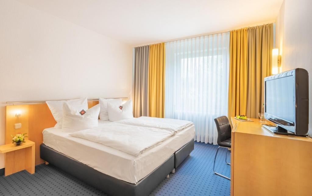 Achat Hotel Suhl Esterno foto