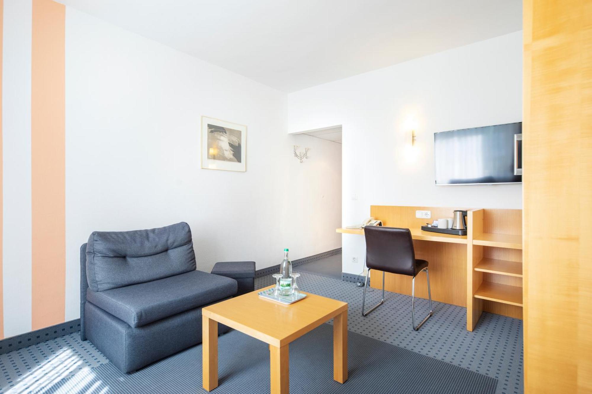 Achat Hotel Suhl Esterno foto