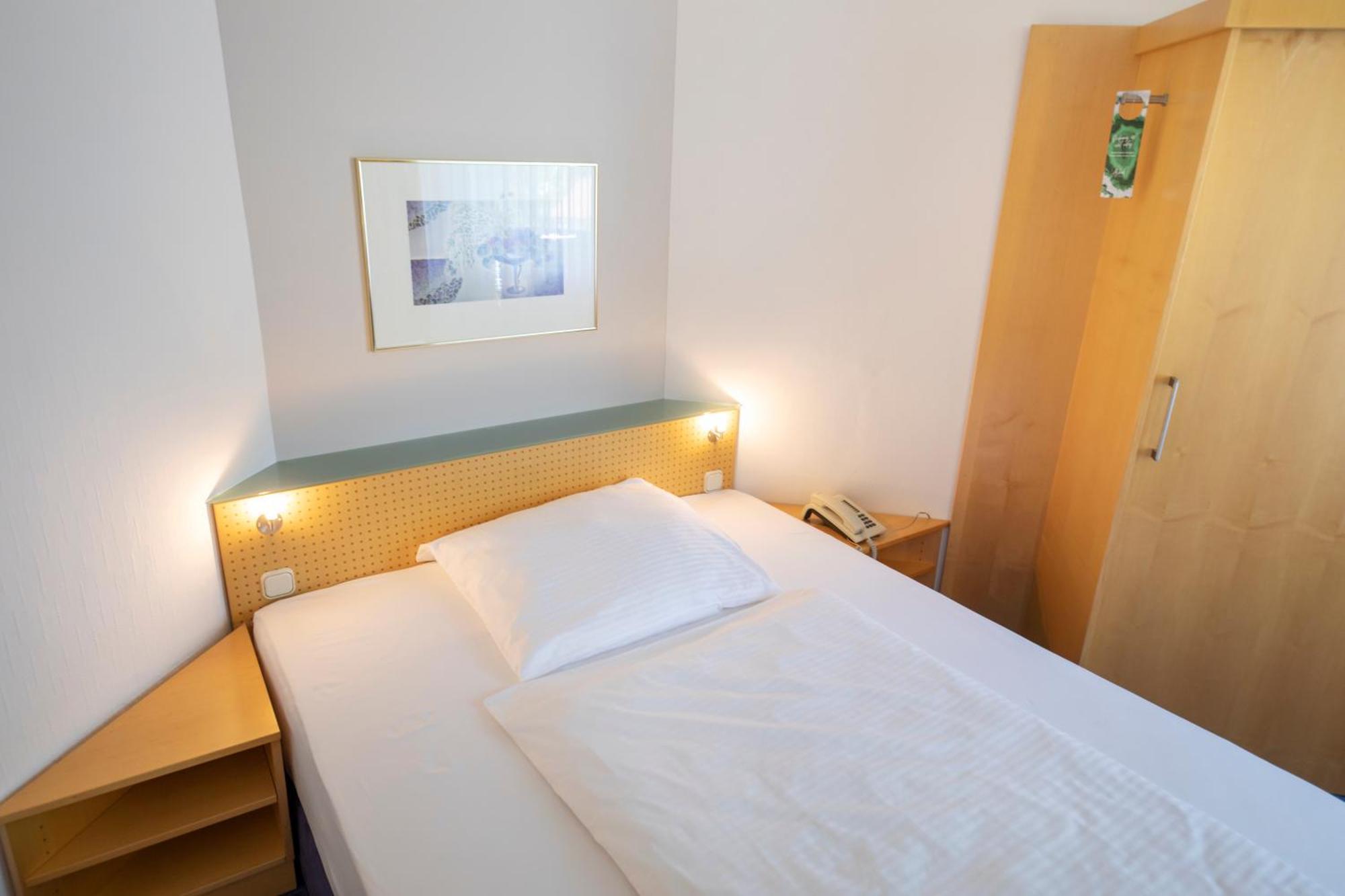 Achat Hotel Suhl Esterno foto
