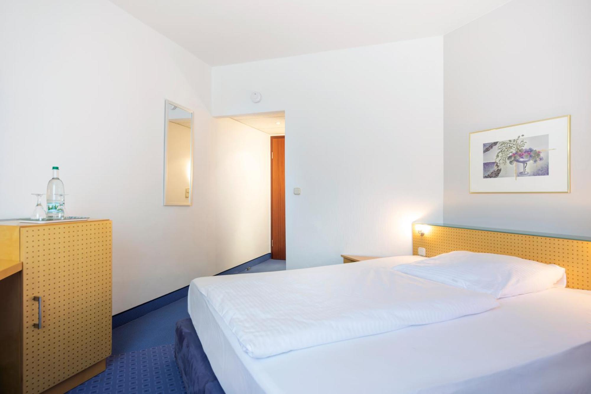 Achat Hotel Suhl Esterno foto